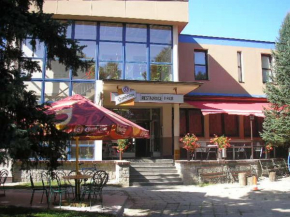 Отель Penzion V Ráji  Страконице